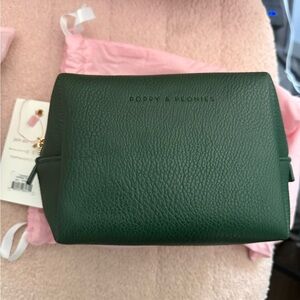 Poppy & Peonies Green Women's Cosmetics Bag
